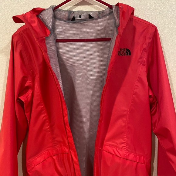 Rain coat - Picture 3 of 3